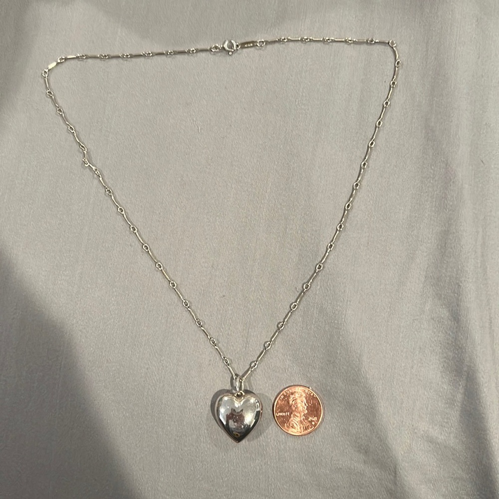 Tiffany&Co necklace material silver
